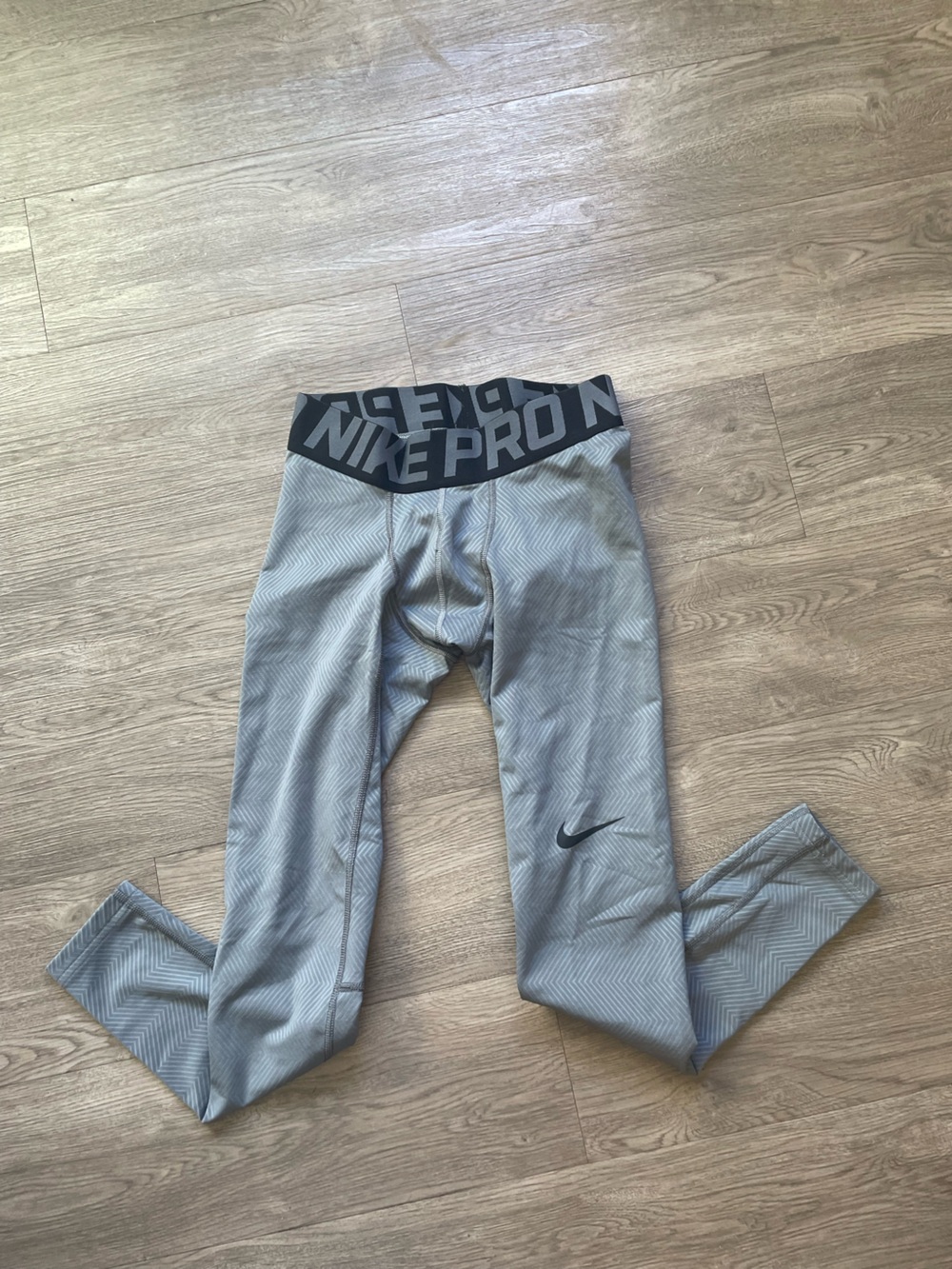 Men's Nike Pro Dry Fit 3/4 Length Compression Pants Grey Size Small